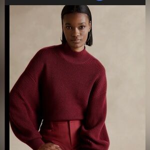 Banana Republic Burgundy cropped sweater